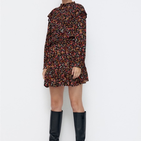 Zara floral ruffled dress - Picture 9 of 10